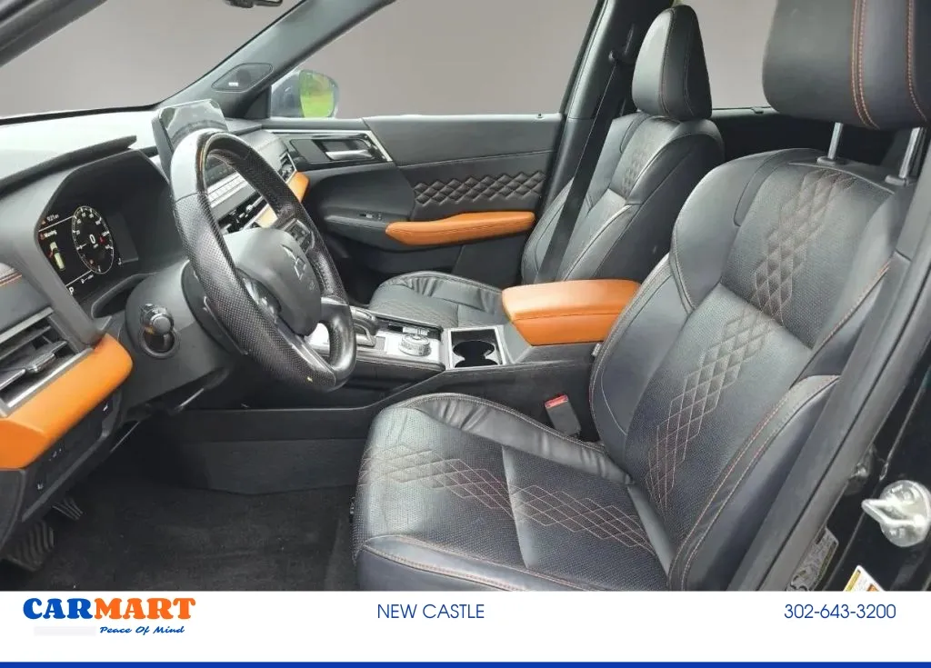 Mitsubishi Outlander photo 3