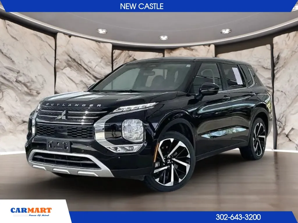 Black 2022 Mitsubishi Outlander SEL Sport Utility 4D for sale in New Castle, DE