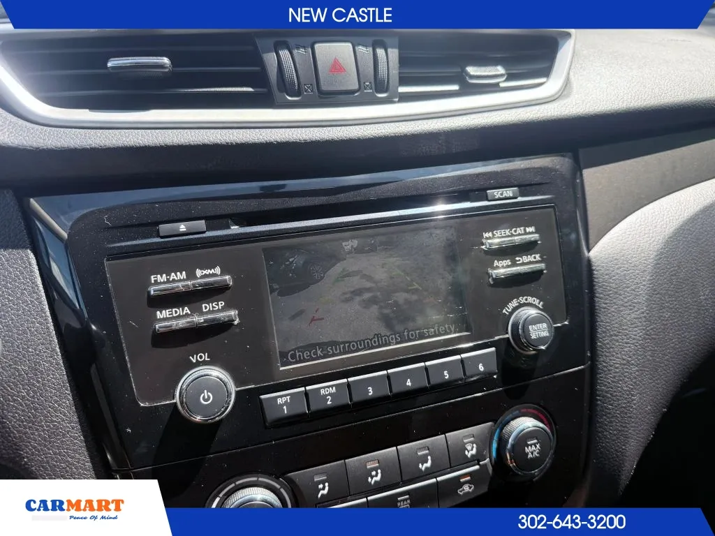 Nissan Rogue photo 32