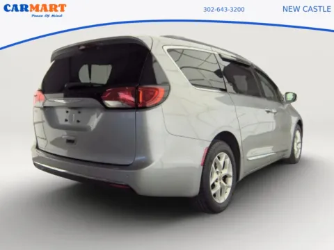 Photos of 2017 Chrysler Pacifica Touring-L Minivan 4D for sale in New Castle, DE at CARMART - New Castle