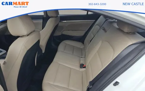 More photos of 2020 Hyundai Elantra Limited Sedan 4D at CARMART - New Castle, DE