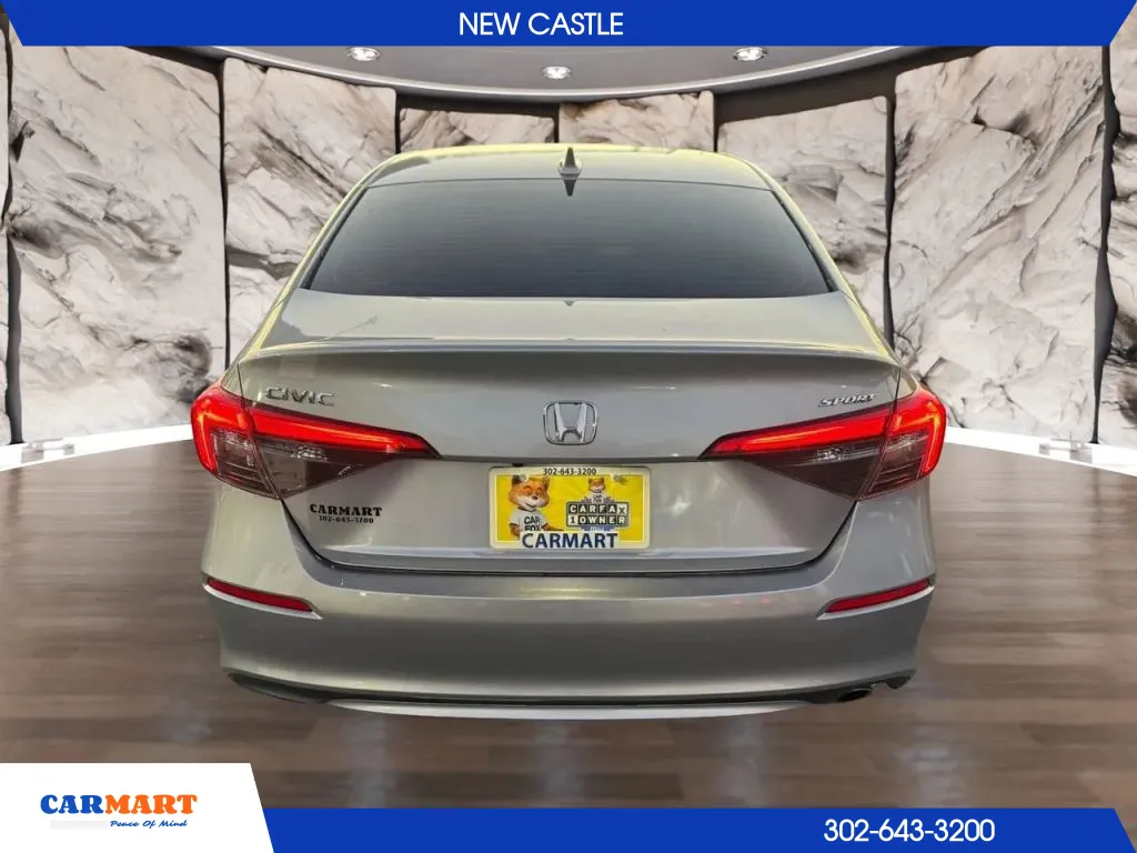 2022 Honda Civic Sport photo 3