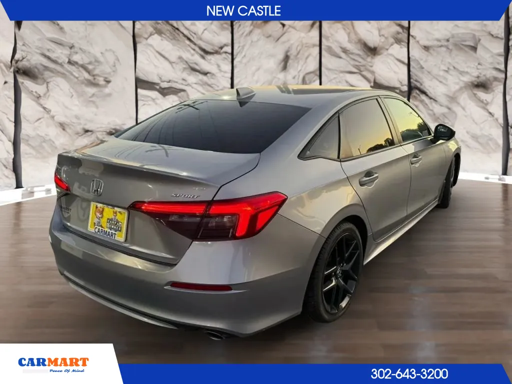 2022 Honda Civic Sport photo 4