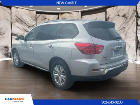 More photos of 2017 Nissan Pathfinder S Sport Utility 4D at CARMART - New Castle, DE