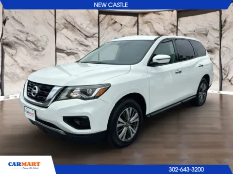 White 2019 Nissan Pathfinder S Sport Utility 4D for sale in New Castle, DE