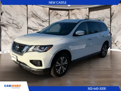More photos of 2019 Nissan Pathfinder S Sport Utility 4D at CARMART - New Castle, DE