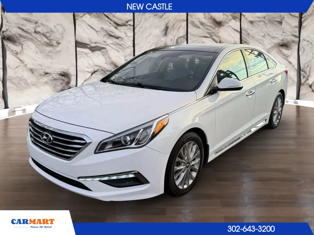 White 2015 Hyundai Sonata Limited Sedan 4D for sale in New Castle, DE