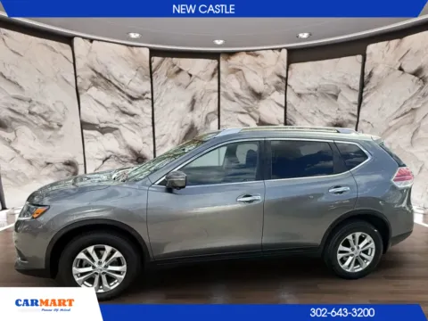 More photos of 2015 Nissan Rogue SV Sport Utility 4D at CARMART - New Castle, DE