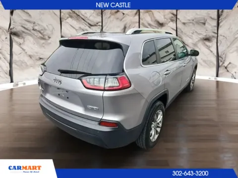Photos of 2019 Jeep Cherokee Latitude Plus Sport Utility 4D for sale in New Castle, DE at CARMART - New Castle