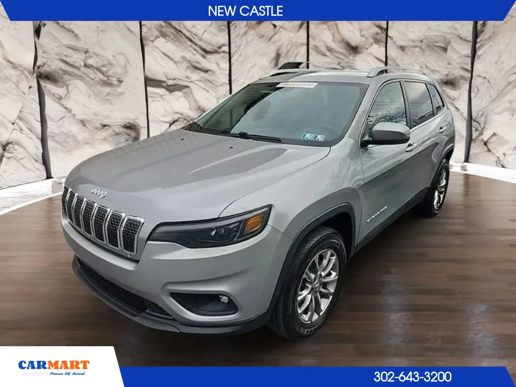 Silver 2019 Jeep Cherokee Latitude Plus Sport Utility 4D for sale in New Castle, DE