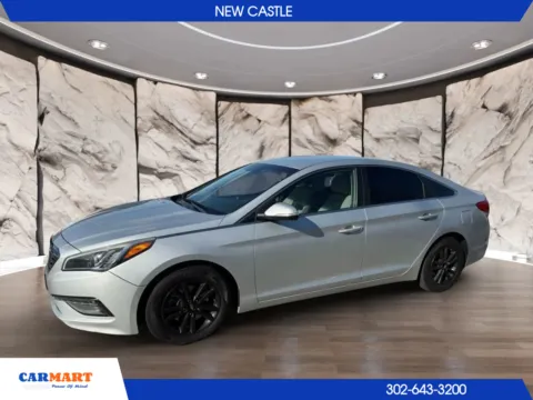 More photos of 2015 Hyundai Sonata eco at CARMART - New Castle, DE