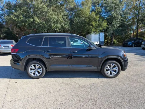 Photos of 2019 Volkswagen Atlas 3.6L V6 SE for sale in Jacksonville, FL at Auto Gallery Jacksonville