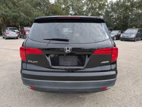 More photos of 2018 Honda Pilot EX-L at Auto Gallery Jacksonville, FL