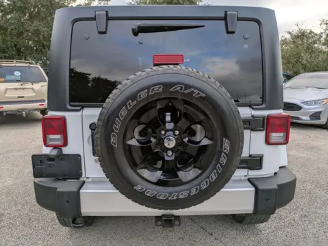 More photos of 2015 Jeep Wrangler Unlimited Sahara at Auto Gallery Jacksonville, FL