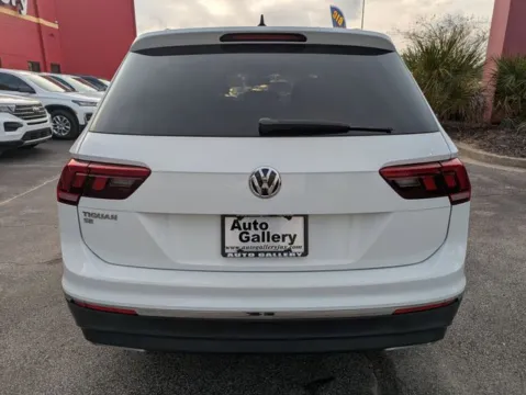 More photos of 2020 Volkswagen Tiguan 2.0T SE at Auto Gallery Jacksonville, FL