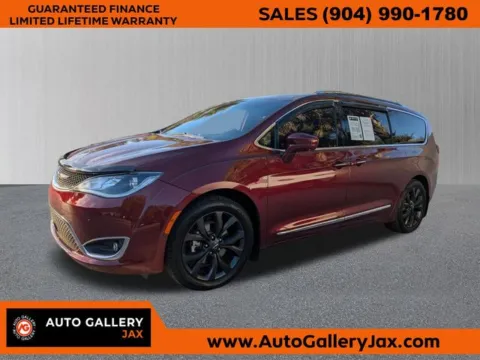 Red 2018 Chrysler Pacifica Touring L for sale in Jacksonville, FL