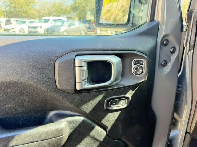2019 Jeep Wrangler Sport S - Photo 18