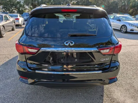 More photos of 2019 INFINITI QX60 LUXE at Auto Gallery Jacksonville, FL