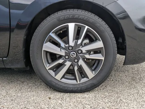 More photos of 2021 Nissan Versa 1.6 SV at Auto Gallery Jacksonville, FL