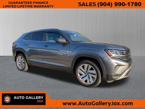 Black 2021 Volkswagen Atlas Cross Sport 2.0T SE w/Technology for sale in Jacksonville, FL