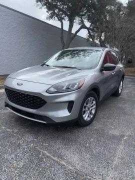 Silver 2022 Ford Escape SE for sale in Jacksonville, FL