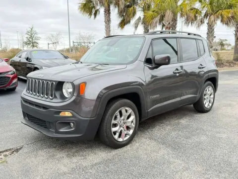 More photos of 2018 Jeep Renegade Latitude at Auto Gallery Jacksonville, FL