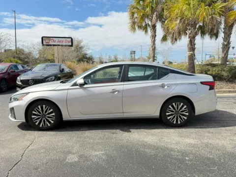 More photos of 2023 Nissan Altima 2.5 SV at Auto Gallery Jacksonville, FL