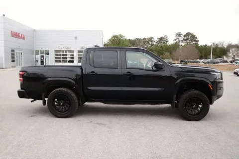 More photos of 2022 Nissan Frontier SV at Auto Gallery Jacksonville, FL