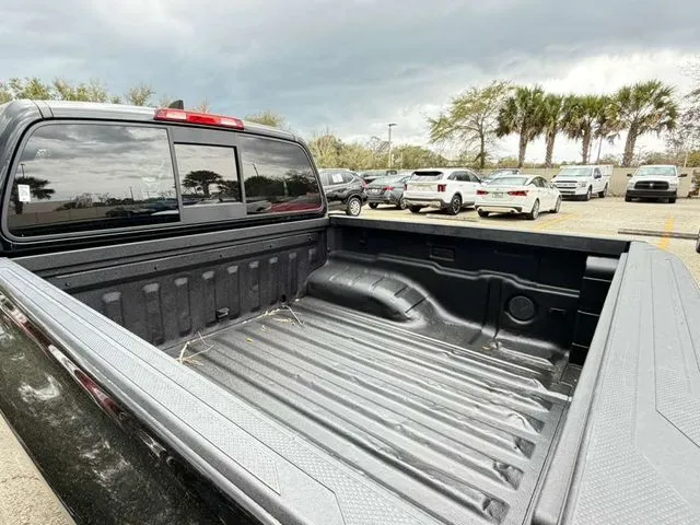 2022 Nissan Frontier SV - Photo 11