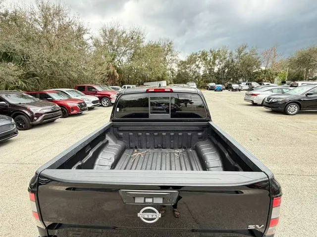 2022 Nissan Frontier SV - Photo 10