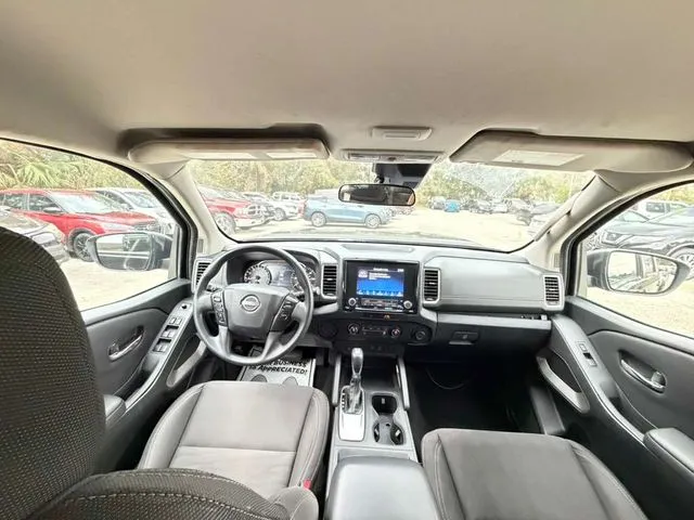 2022 Nissan Frontier SV - Photo 13
