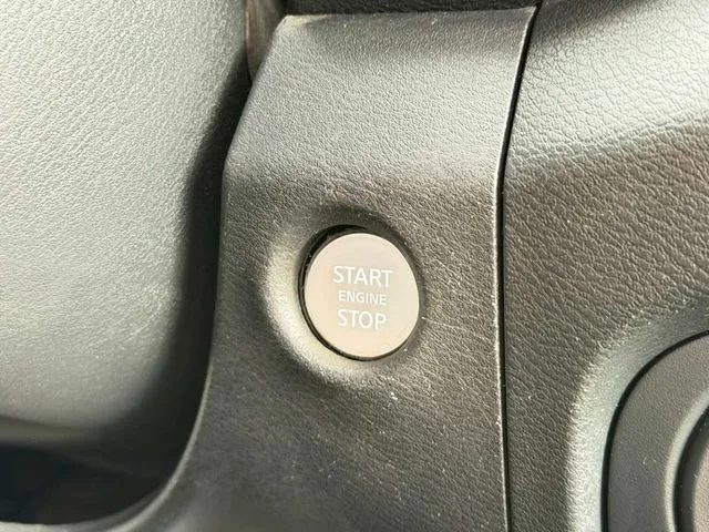 2022 Nissan Frontier SV - Photo 25