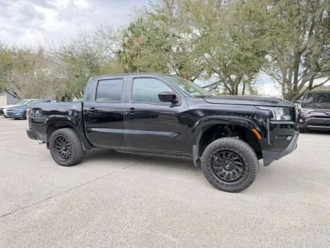 Black 2022 Nissan Frontier SV for sale in Jacksonville, FL