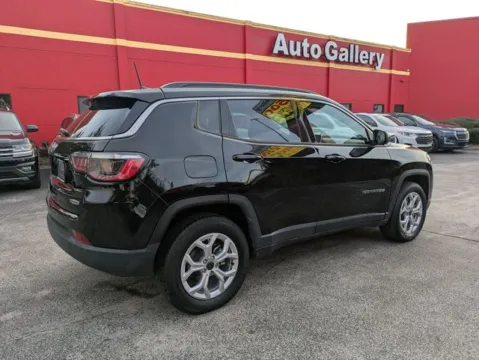 More photos of 2025 Jeep Compass Latitude at Auto Gallery Jacksonville, FL