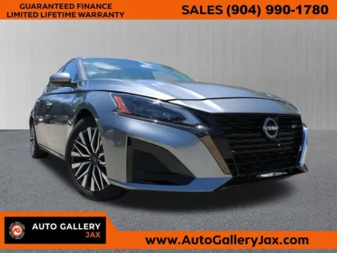 Gray 2023 Nissan Altima 2.5 SV for sale in Jacksonville, FL