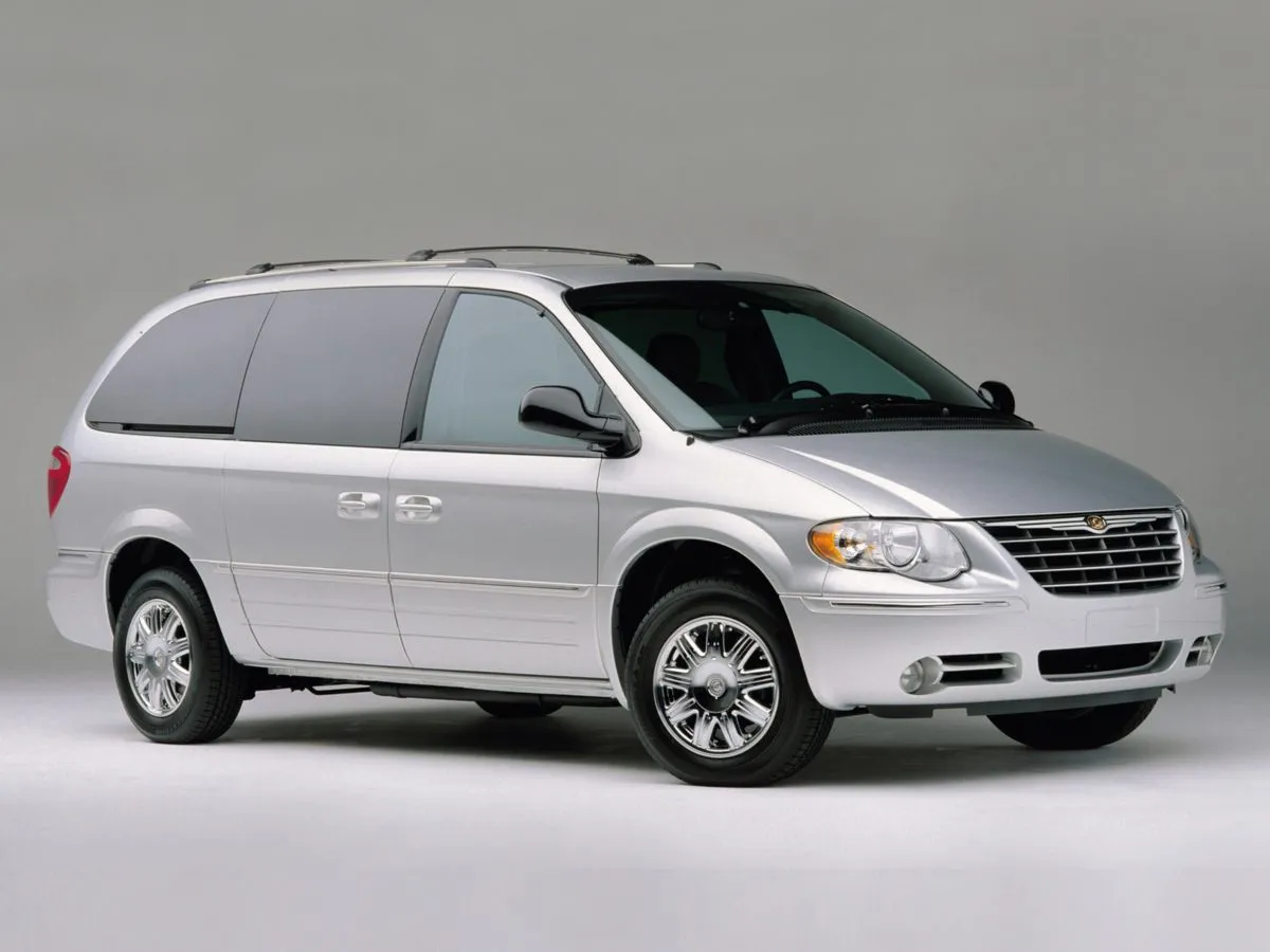 2006 Chrysler Town & Country for sale in Jacksonville, FL