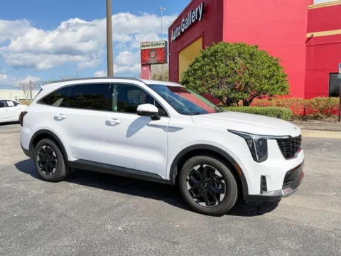 White 2024 Kia Sorento S for sale in Jacksonville, FL