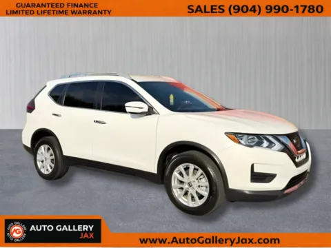 White 2019 Nissan Rogue SV for sale in Jacksonville, FL