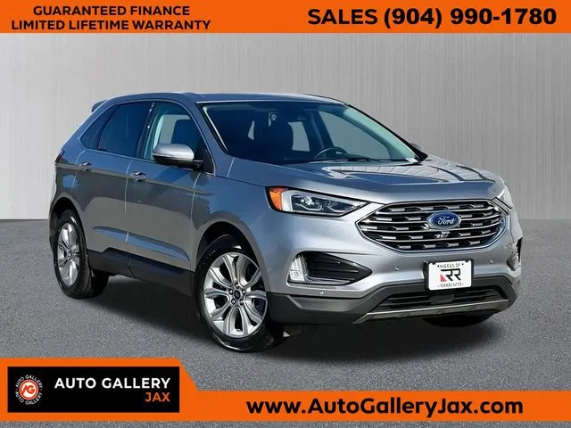 2022 Ford Edge Titanium