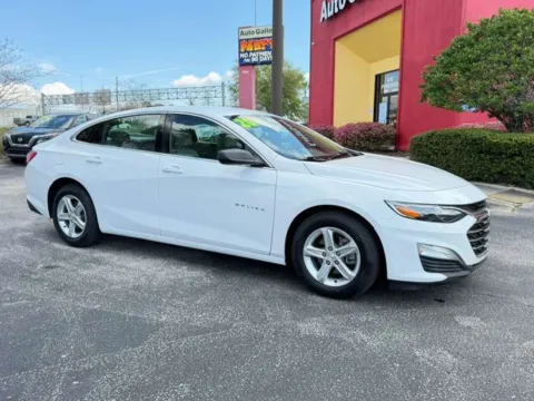 White 2020 Chevrolet Malibu LS for sale in Jacksonville, FL