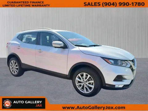 Silver 2022 Nissan Rogue Sport SV for sale in Jacksonville, FL