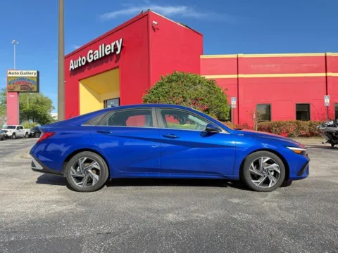 More photos of 2025 Hyundai Elantra Limited at Auto Gallery Jacksonville, FL