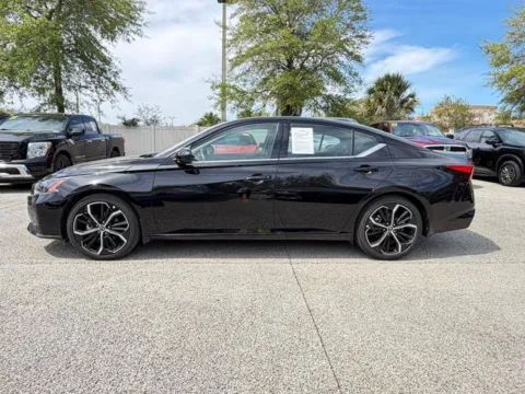 More photos of 2025 Nissan Altima 2.5 SR at Auto Gallery Jacksonville, FL