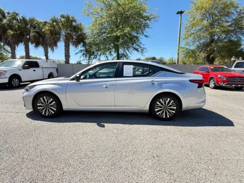 More photos of 2025 Nissan Altima 2.5 SV at Auto Gallery Jacksonville, FL