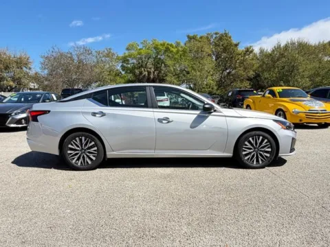 More photos of 2025 Nissan Altima 2.5 SV at Auto Gallery Jacksonville, FL