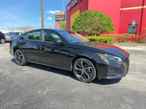 Silver 2024 Nissan Altima 2.5 SR for sale in Jacksonville, FL