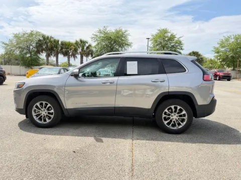 More photos of 2019 Jeep Cherokee Latitude Plus at Auto Gallery Jacksonville, FL