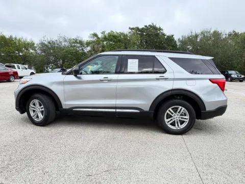 More photos of 2022 Ford Explorer XLT at Auto Gallery Jacksonville, FL