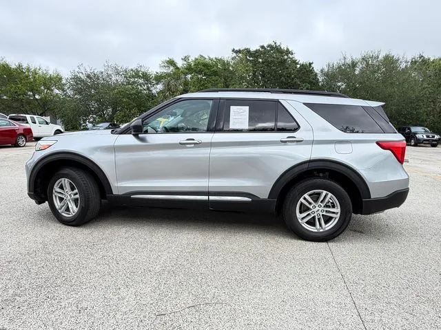 Ford Explorer photo 5