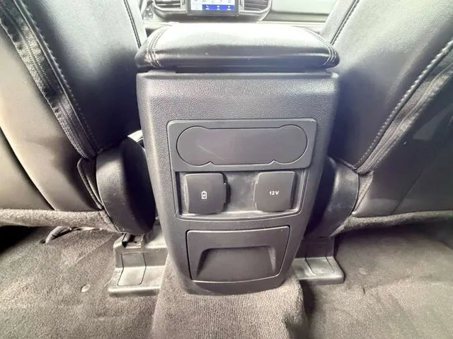 Ford Explorer photo 29